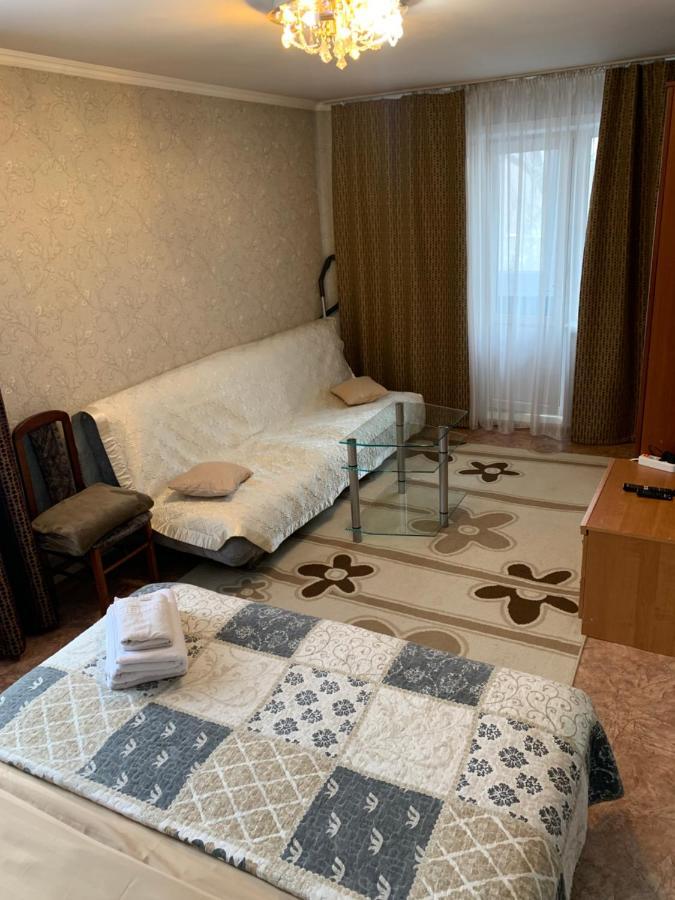 Уютная Квартира В Центре По Ул Гоголя Karaganda Exterior photo